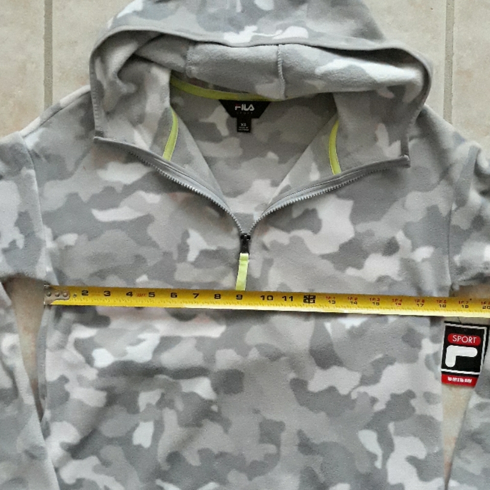 *Host Pick*FILA Sport camo hooded pullover - Picture 5 of 8